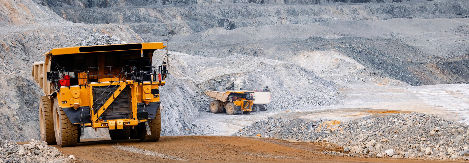 Extreme environment mobile ac bg desktop